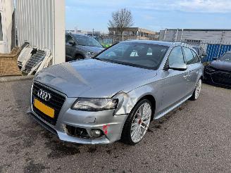 Schadeauto Audi A4 Avant 1.8 TFSI quattro S edition 2010/6