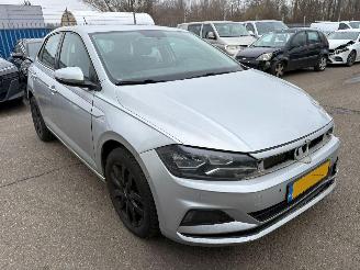 Damaged car Volkswagen Polo 1.0 TSI Comfortline Business AUTOMAAT 2018/2