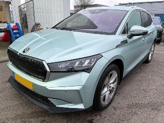 krockskadad bil auto Skoda Enyaq iV 80 2021/4