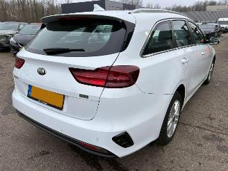 Kia Ceed Sportswagon 1.0 T-GDi DynamicLine picture 3
