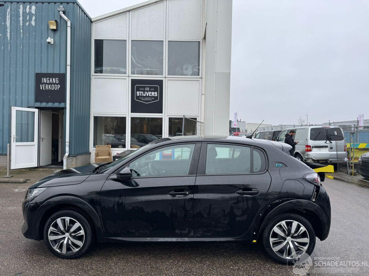 Peugeot e-208 EV Active Pack 50 kWh AUTOMAAT