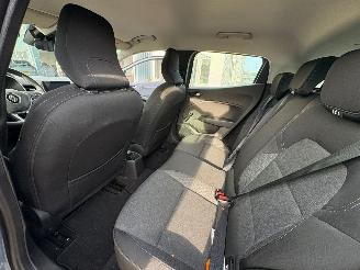 Renault Clio 1.0 TCe Zen picture 13