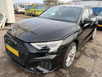 Damaged car Audi A3 Sportback 40 TFSI e Advanced edition AUTOMAAT 2024/6