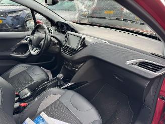 Peugeot 2008 1.2 AUTOMAAT PureTech Allure picture 13