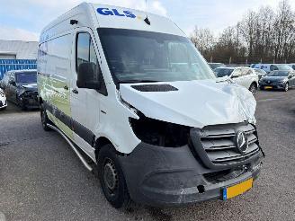 Mercedes eSprinter L2H2 55 kWh picture 8