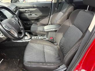 Mitsubishi Outlander 2.4 AUTOMAAT PHEV Intense+ picture 12