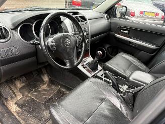Suzuki Grand-vitara 2.0-16V High Executive picture 9