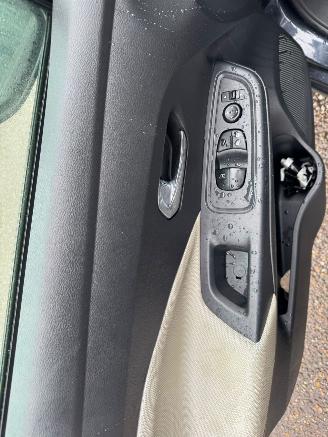 Nissan Micra 0.9 IG-T Acenta picture 17