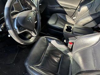 Tesla Model S 85D Base picture 10