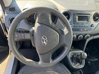 Hyundai I-10 1.0i i-Drive picture 11