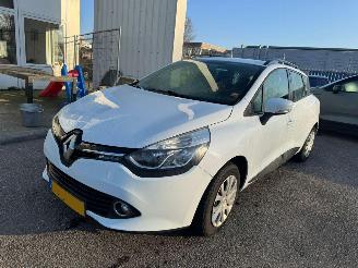 Coche accidentado Renault Clio 1.5 dCi ECO Night&Day 2015/12