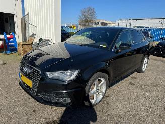 damaged passenger cars Audi A3 1.4 AUTOMAAT e-tron PHEV Ambition Pro Line plus 2015/12