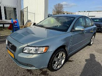 Schadeauto Volvo S-40 2.0 Momentum 2010/1