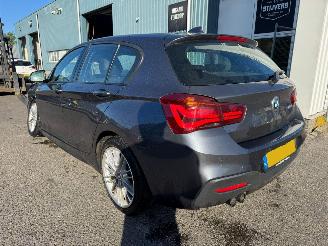 BMW 1-serie 120i Executive picture 4