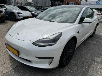 Unfallwagen Tesla Model 3 Long Range AWD 75 kWh performance 351 pk 2020/12