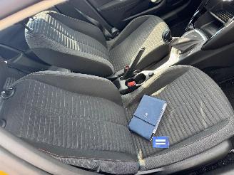 Peugeot 208 1.2 PureTech Active Pack picture 19