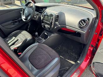Renault Captur 0.9 TCe Helly Hansen picture 11
