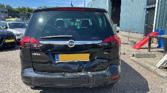 Opel Zafira Tourer picture 5