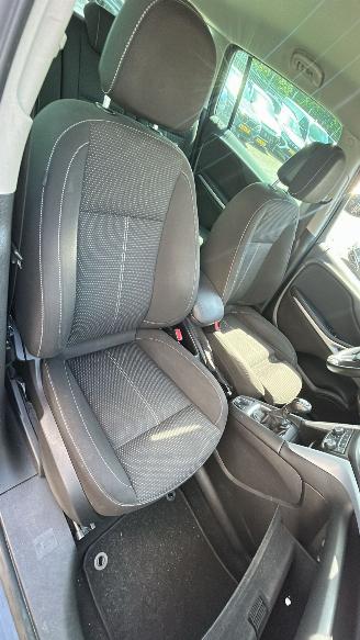 Opel Zafira Tourer picture 17
