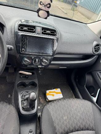 Mitsubishi Space-star 1.2 Connect + picture 11