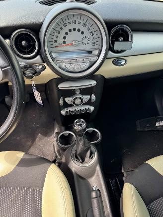 Mini Cooper 3-Deurs 1.6 Cooper Business Line picture 10
