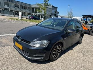 Auto incidentate Volkswagen Golf 1.4 AUTOMAAT TSI ACT Business Edition R Connected 2015/8
