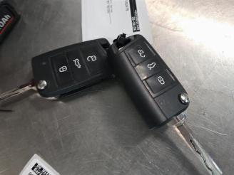 Démontage voiture Volkswagen Polo Polo VI (AW1), Hatchback 5-drs, 2017 1.0 TSI 12V 2019/4