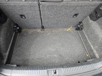 Volkswagen Polo Polo V (6R), Hatchback, 2009 / 2017 1.2 12V picture 17