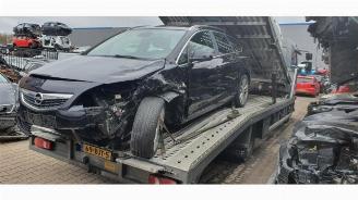 Opel Astra Astra J Sports Tourer (PD8/PE8/PF8), Combi, 2010 / 2015 1.6 16V picture 2