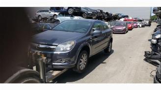 Opel Astra Astra H GTC (L08), Hatchback 3-drs, 2005 / 2011 1.6 16V picture 2