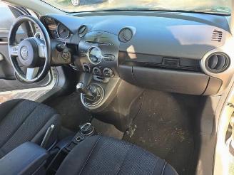 Mazda 2 2 (DE), Hatchback, 2007 / 2015 1.3 16V S-VT High Power picture 21