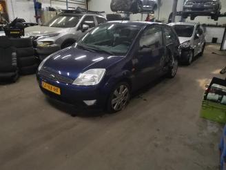 krockskadad bil auto Ford Fiesta Fiesta 5 (JD/JH), Hatchback, 2001 / 2009 1.3 2004/3