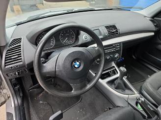 BMW 1-serie 1 serie (E87/87N), Hatchback 5-drs, 2003 / 2012 118i 16V picture 9