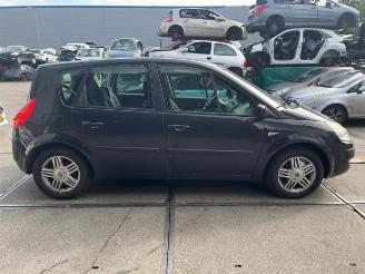 Sloopauto Renault Mégane Scénic Scenic II (JM), MPV, 2003 / 2009 1.6 16V 2008/9