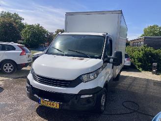 skadebil bedrijf Iveco Daily Daily 35s16 Automaat Airco 2017/8