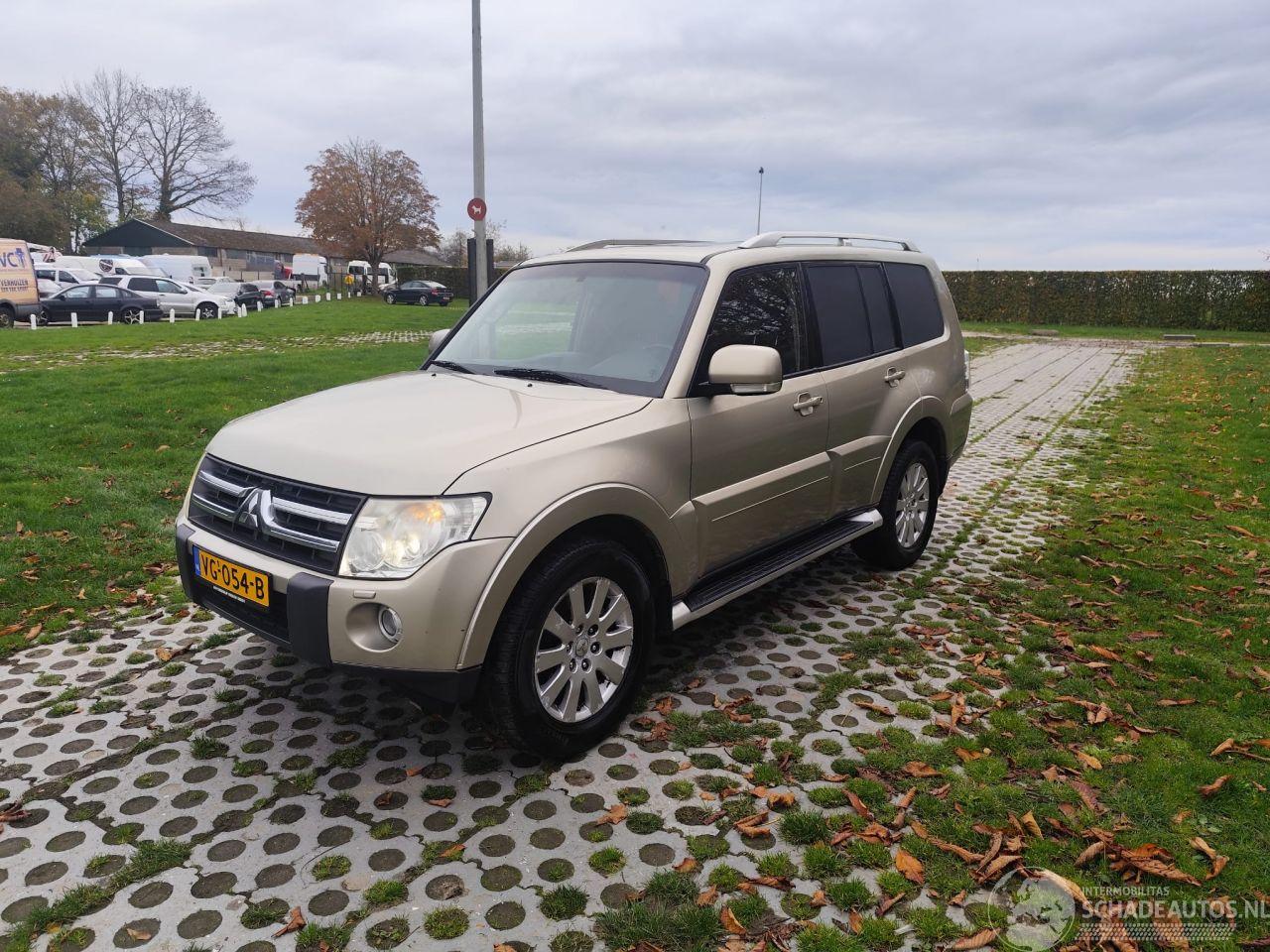 Mitsubishi Pajero PAJERO 3.2 DID LKW FULL OPTION MARGE !!!