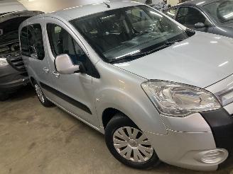 Schadeauto Citroën Berlingo BERLINGO 1.6 MULTISPACE AIRCO 135000 KM 2010/2