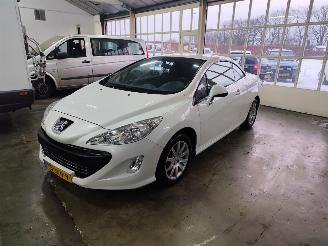 krockskadad bil auto Peugeot 308 308 CABRIO PARLEMOER 2009/1
