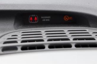 Peugeot 108 108, Hatchback, 2014 1.0 12V picture 22