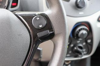 Peugeot 108 108, Hatchback, 2014 1.0 12V picture 17