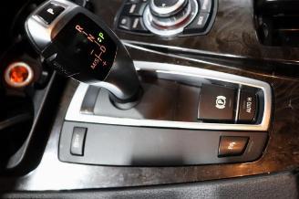 BMW 5-serie 5 serie (F10), Sedan, 2009 / 2016 523i 24V picture 17