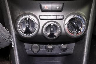 Peugeot 2008 2008 (CU), MPV, 2013 / 2019 1.2 Vti 12V PureTech 82 picture 17