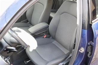 Audi A1 A1 Sportback (8XA/8XF), Hatchback 5-drs, 2011 / 2018 1.0 TFSI Ultra 12V picture 11