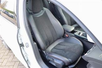 Peugeot 308 308 SW (L4/L9/LC/LJ/LR), Combi 5-drs, 2014 / 2021 1.2 12V e-THP PureTech 130 picture 32