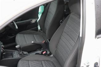 Kia Stonic Stonic (YB), SUV, 2017 1.0i T-GDi 12V picture 10