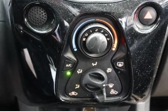 Citroën C1 C1, Hatchback, 2014 / 2021 1.0 12V VVT-i picture 12