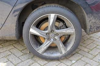 Volvo V-60 V60 I (FW/GW), Combi, 2010 / 2018 2.4 D6 20V AWD Twin Engine Plug-in Hybrid picture 32