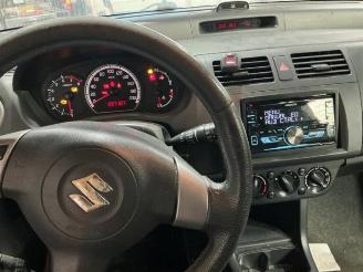 Suzuki Swift Swift (ZA/ZC/ZD1/2/3/9), Hatchback, 2005 / 2011 1.3 VVT 16V picture 23
