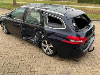 Peugeot 308 308 SW (L4/L9/LC/LJ/LR), Combi 5-drs, 2014 / 2021 1.2 12V e-THP PureTech 130 picture 5