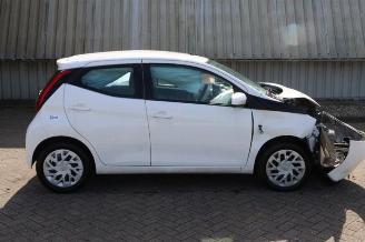 Dezmembrări autoturisme Toyota Aygo Aygo (B40), Hatchback, 2014 1.0 12V VVT-i 2019/6